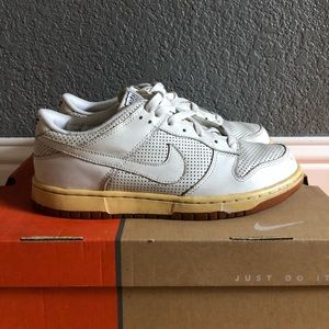 nike sb dunks beater